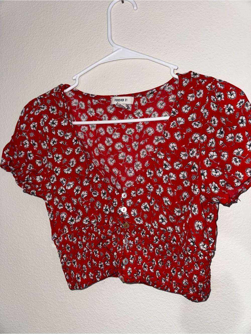 Forever 21 Red Floral Button-Front Cropped Top